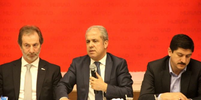 Şamil Tayyar İş Adamlarıyla Bir Araya Geldi