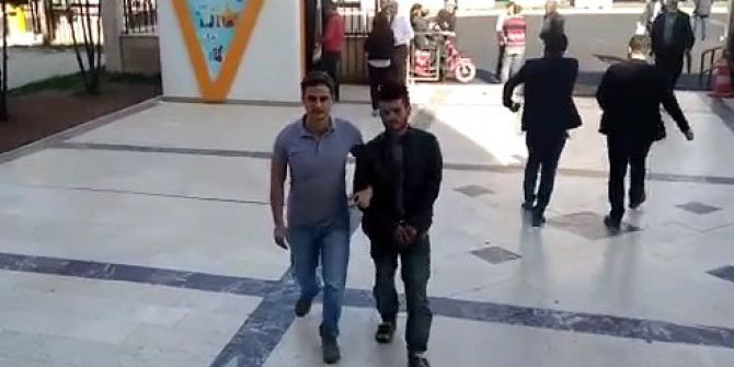 Otomobillerin Camlarını Kırıp Hırsızlık Yapan Şahıs Yakalandı