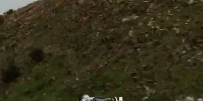 120 Kilometre Hızla Giderken Motosikletin Üzerine Yattı