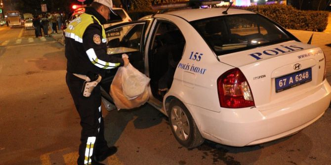 Yolun Karşısına Geçmek İsterken Otomobil Çarptı