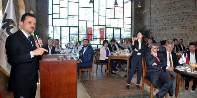 İlker Astarcı, Nazilli İş Dünyasıyla Bir Araya Geldi.