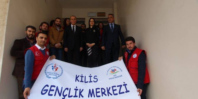 Gençlerden “Polisimin Yanındayım” Ziyareti