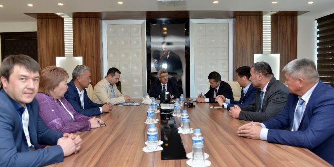 Kırgız Başkanlar Muratpaşa’da