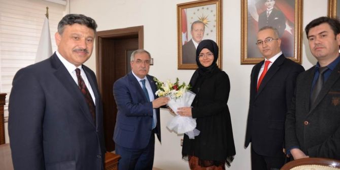 Vali Ahmet H. Nayir: 900 Yıllık Kütüphane Geleneğimiz Var