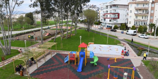 Konyaaltı Liman Mahallesi’nde 17. Park Hizmete Açıldı