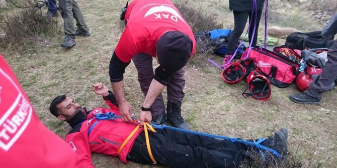 Dak Arazi Eğitimlerine Devam Diyor