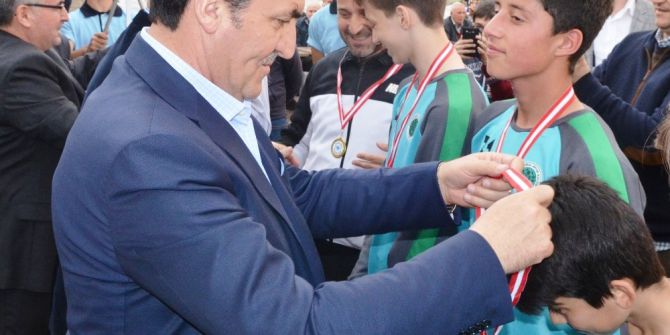 Dündar’dan Namık Kemal Spor Kulübü’ne Destek