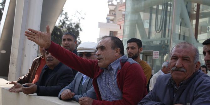 İntihar Girişiminde Bulunan Gence ’Atla’ Diye Bağırdılar