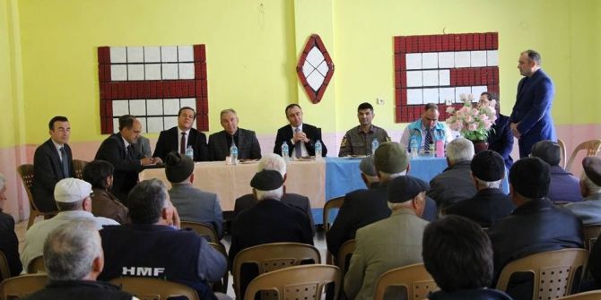 Şaphane’nin Üçbaş Köyünde Halk Toplantısı