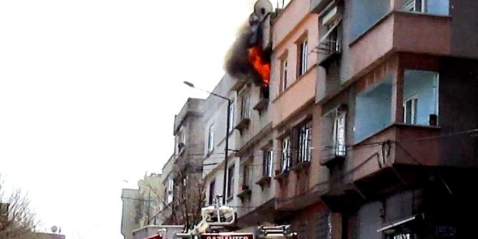 Yangında Evde Kimsenin Olmaması Faciayı Önledi