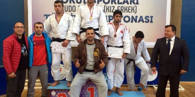 Büyükşehirin Judocuları Yine Zirvede