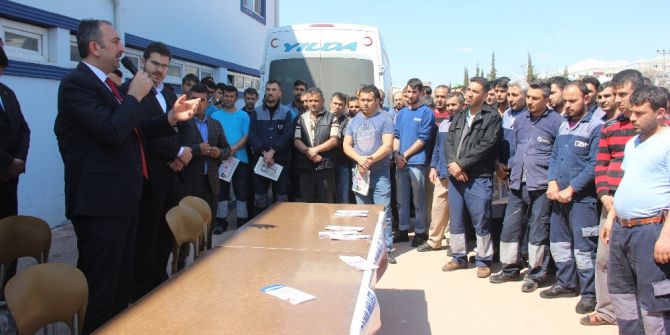 Abdulhamit Gül, Fabrika İşçilerine Cumhurbaşkanlığı Sistemini Anlattı