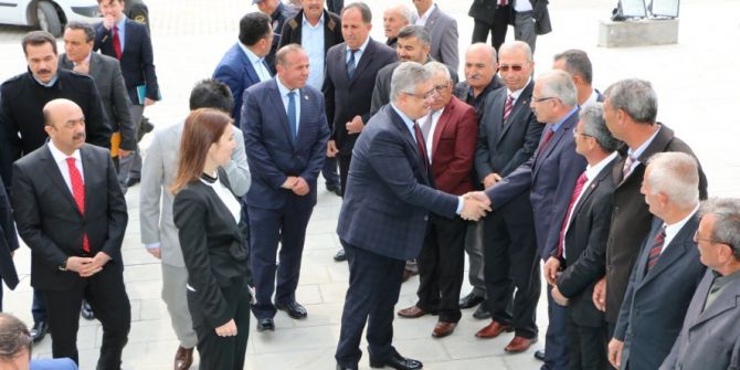 Vali Pekmez Sarıyahşi İlçesini Ziyaret Etti