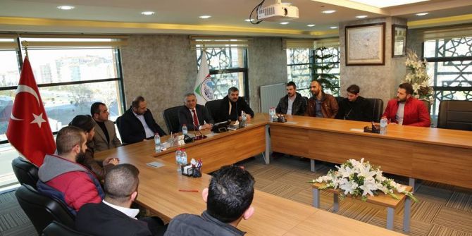 Kapalıçarşı Derneği Yönetim Kurulu Üyeleri Melikgazi Belediyesini Ziyaret Etti