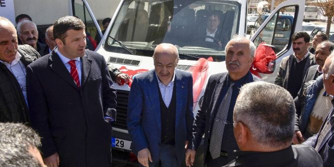 Gümüşhane Muhtarlar Derneği Minibüsüne Kavuştu