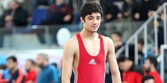 Furkan Oğur Güreşte Türkiye 3’üncüsü Oldu