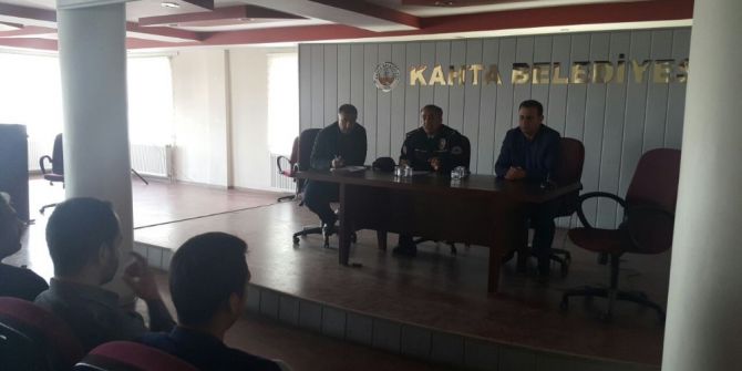 İnternet Kafe İşletmecileri İle Bilgilendirme Toplantısı Yapıldı