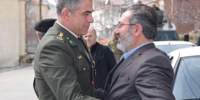 El Bab Şehidinin Ailesine Şehadet Belgesi