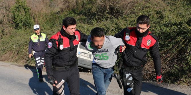 Uyuşturucu Kullandığı İddia Edilen Genç Kaza Yaptığının Farkına Varmadı