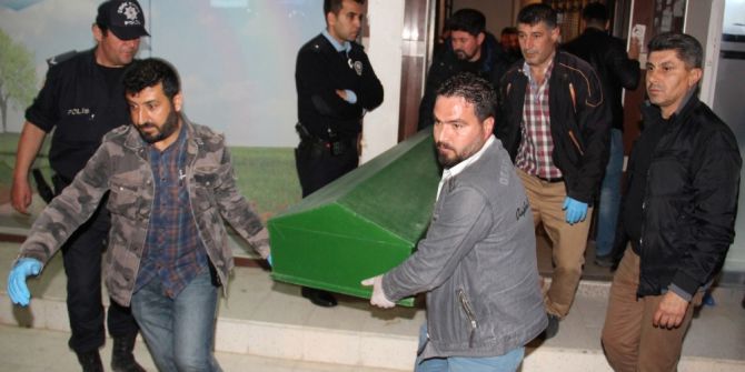 Eski Eşini Ve Kızını Öldürdü, İntihara Kalkıştı