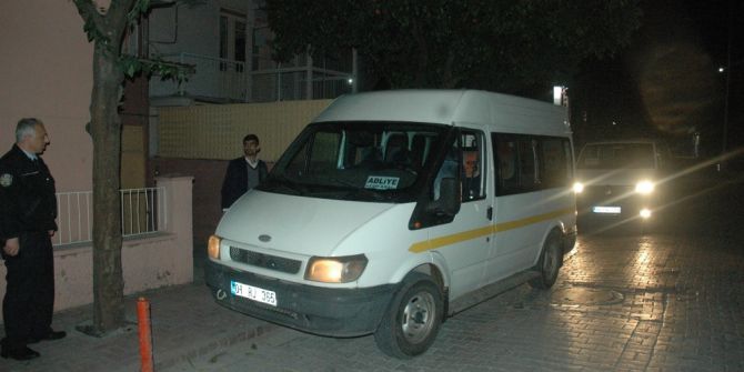 Kozan’da 5 Kişinin Öldüğü Aile Katliamında, Cenazeler Adlı Tıp’a Getirildi