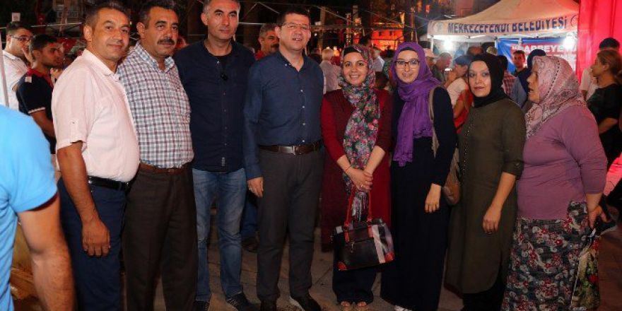 Demokrasi Nöbeti Güçlenerek Sürüyor