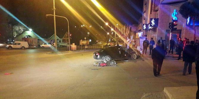 Motosiklet Otomobille Çarpıştı: 2 Ölü, 2 Yaralı