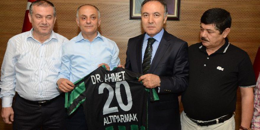 Denizlispor’dan Vali Altıparmak’a Ziyaret