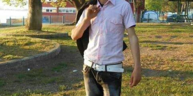 Çekiçli, Tüfekli Kavga