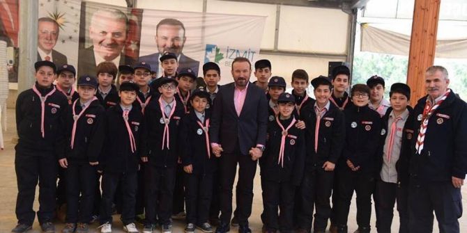 İzciler Kampta Kaldı