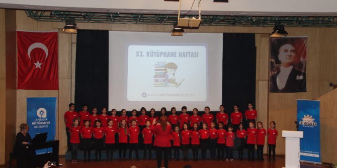 Kütüphane Haftası’nda Kitapla Sanat Buluştu