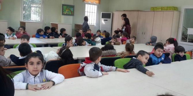 Milaslı Miniklerden Kütüphane Ziyareti