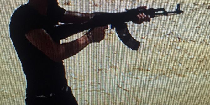 Deaş’lı Teröristin Avrupalılara Eğitim Verdiği Görüntüler Ortaya Çıktı