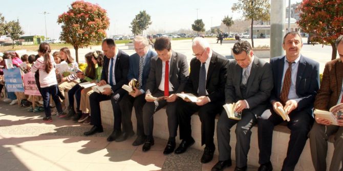 Yalova’da Kitap İçin Zaman Durdu
