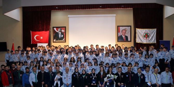 200 İzci Yemin Etti