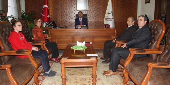 Satranç Federasyonu İl Temsilciliğinden Vali Aktaş’a Ziyaret