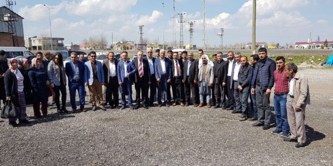 Gezer, Köy Köy Dolaşarak Yeni Hükümet Sistemini Anlatıyor