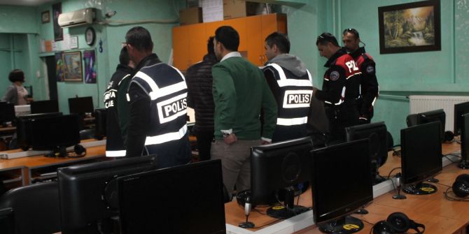 Polislerden, Çocukların Korunmasına Yönelik Denetim