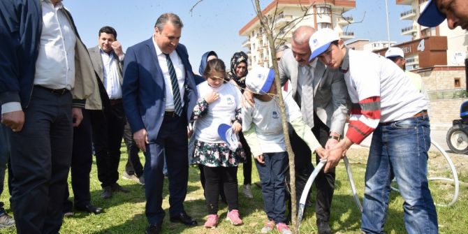 Özel Öğrenciler Hatıra Ormanı Oluşturdu