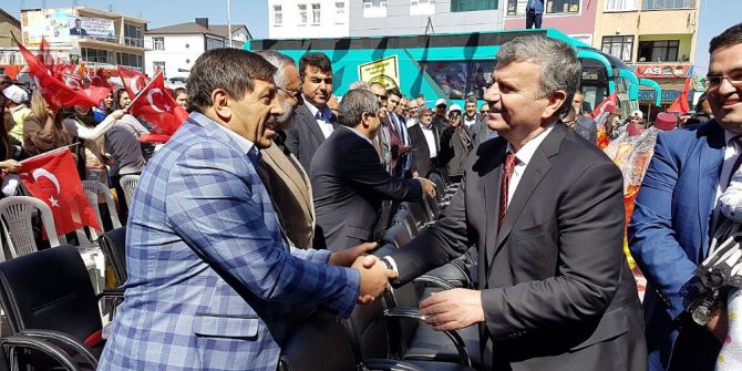 Başkan Akyürek, Yunak’ta İlçe Buluşmalarına Katıldı