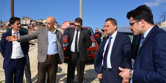 Demirci’ye 65 Kilometrelik Altyapı