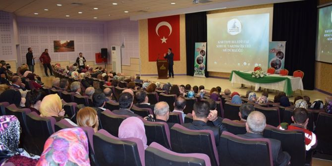 Kartepe’de Akademisyenler Sosyal Belediyeciliği Anlattı