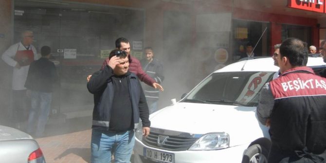 Edremit Mhp Binasında Korkutan Duman