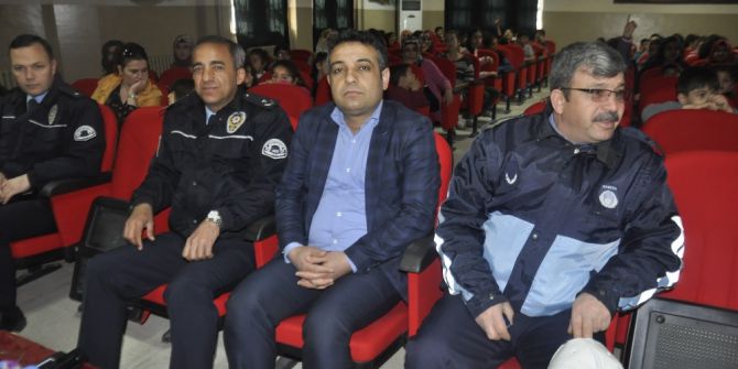 Kahta İlçesinde Öğrencilere Trafik Eğitimi Verildi