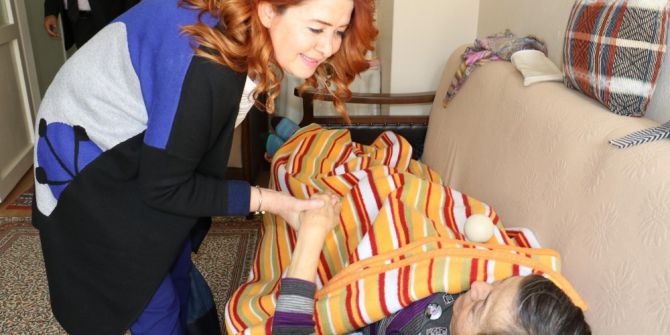 Evde Bakım Hizmeti Yüzleri Güldürüyor