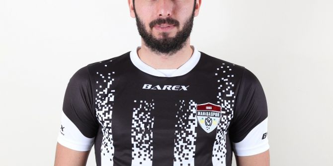 Manisaspor’da Emre Öztürk Affedildi