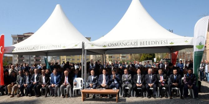 Osmangazi’den Gençlerin Eğitimine Destek