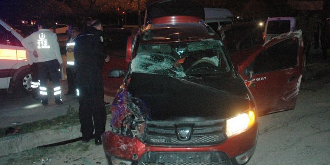 ‘Dur’ İhtarına Uymayan Ehliyetsiz Sürücü Trafikte Dehşet Saçtı