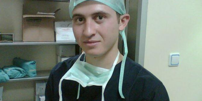 Doktoru Öldürüp İntihar Eden Emekli Polisin Eşi Azmettirmek Suçundan Gözaltında