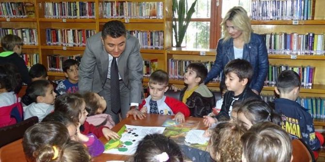 Kaymakam Sürücü İlçe Kütüphanesini Ziyaret Etti